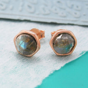 
            
                Load image into Gallery viewer, Labradorite Round Rose Gold Stud Earrings
            
        
