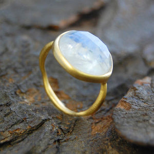 
            
                Load image into Gallery viewer, Moonstone Gold Semi Precious Birthstone Ring
            
        