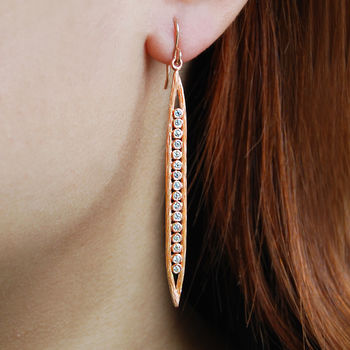 
            
                Load image into Gallery viewer, Rose Gold Pod White Topaz Birthstone Statement Earrings
            
        