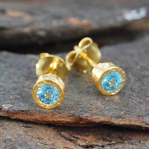 
            
                Load image into Gallery viewer, Gemstone Blue Topaz Rose Gold Studs
            
        